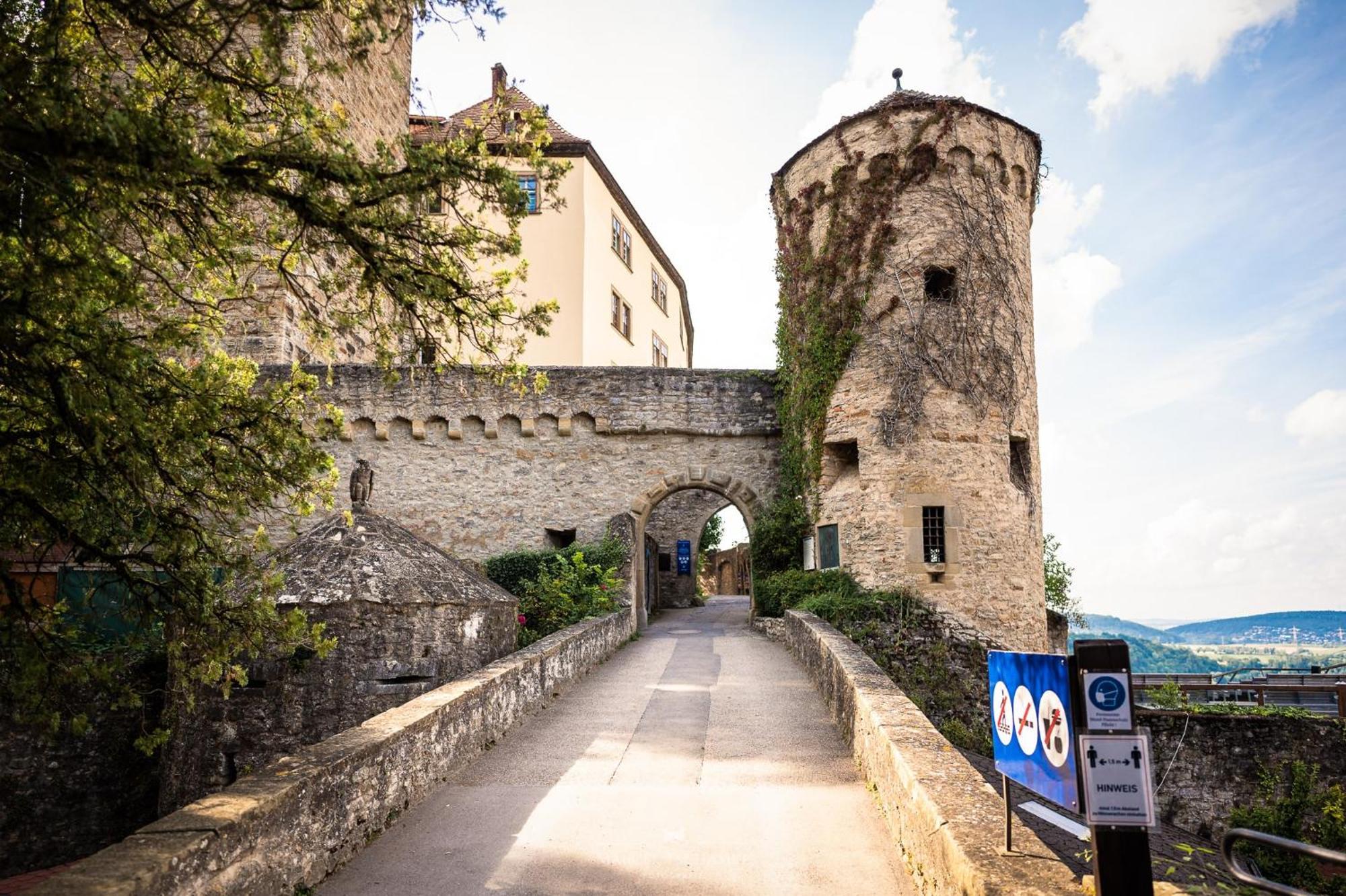 Wohnen Auf Der Ritterburg Villa Hassmersheim Luaran gambar